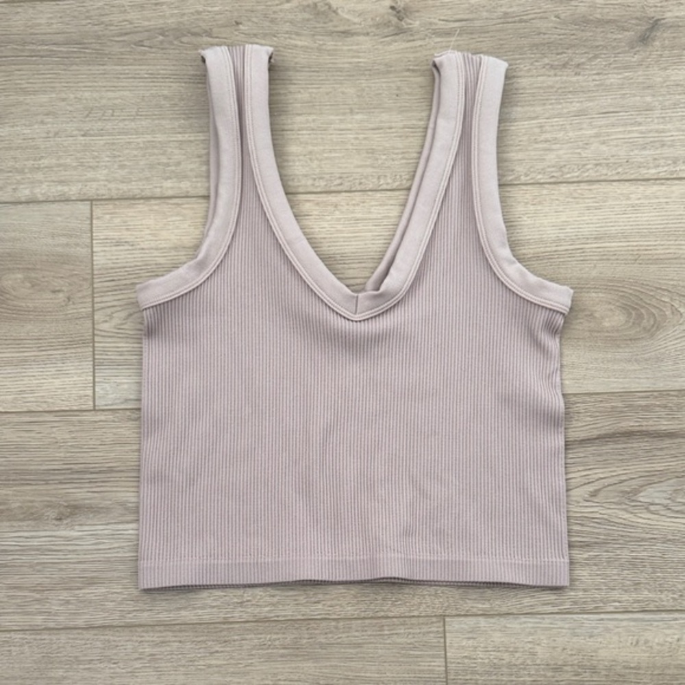 Women's Ribbed V-Neck Tank Top - Tan